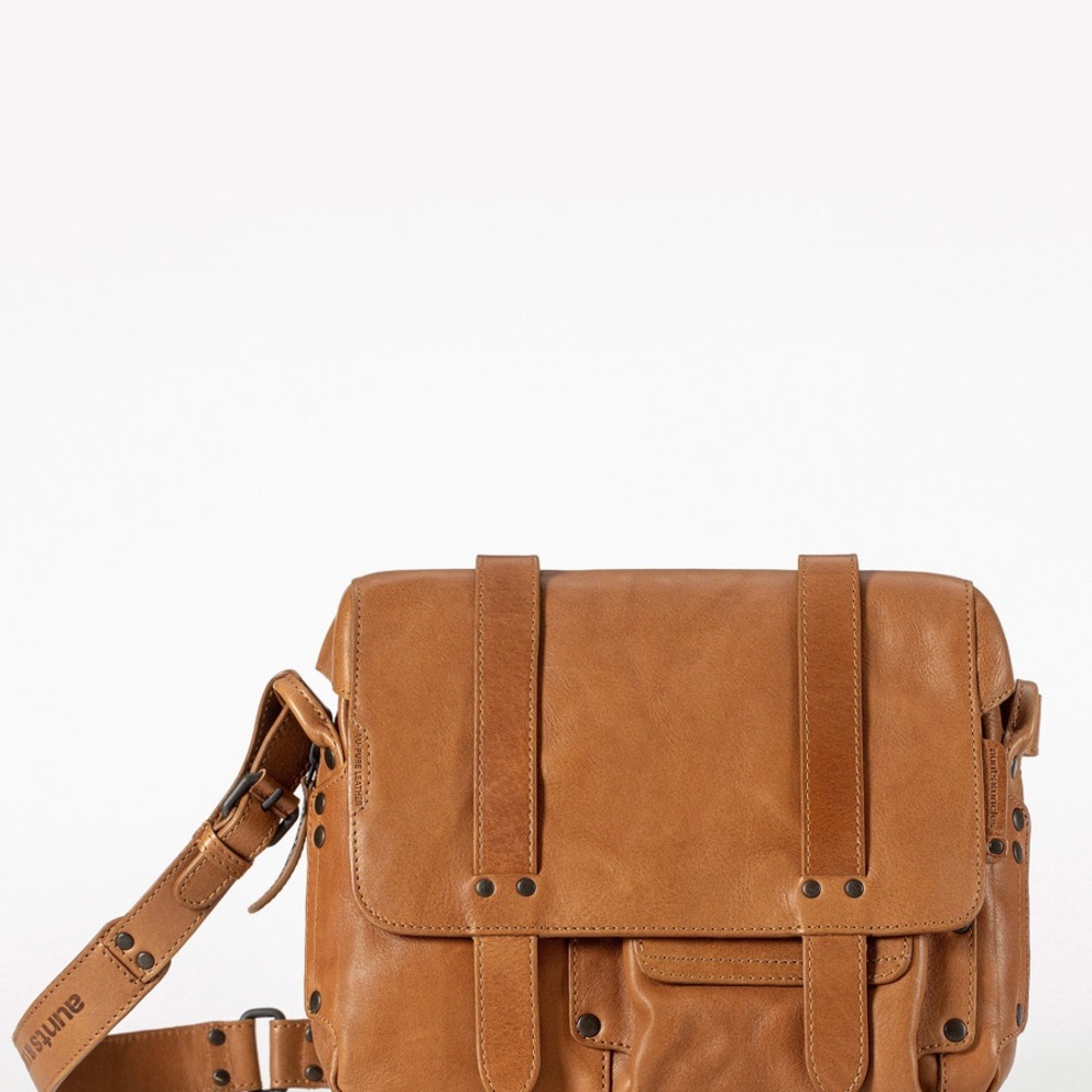 Miss Applepie - Caramel | Postbag | Aunts & Uncles - Picture 8 of 12